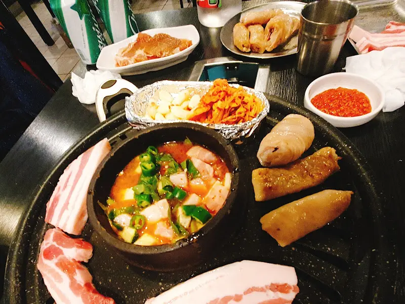 다양한 메뉴와 곁들임