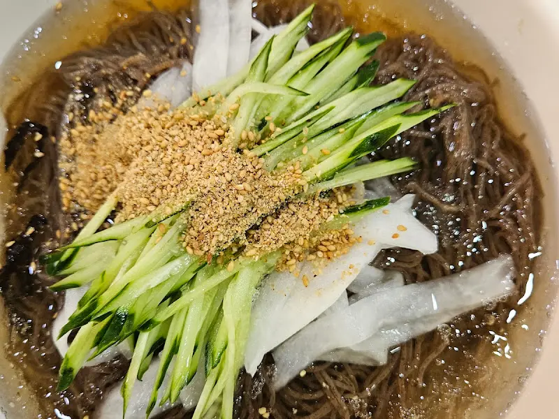 시원한 물막국수의 비주얼