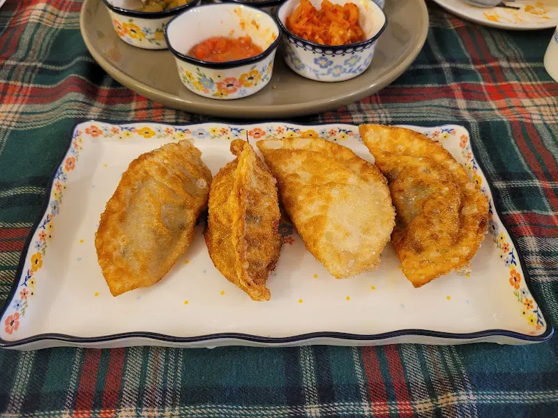 정갈한 곁들임 반찬