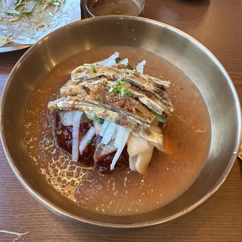 다시 봐도 군침 도는 물비빔면