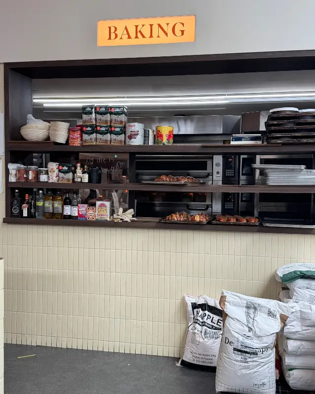 명란소금빵 단면