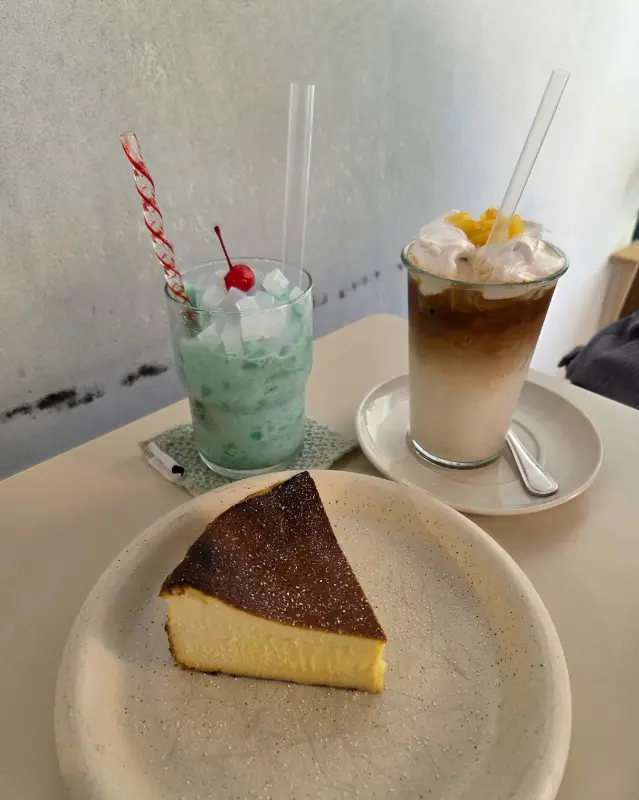 유어사이드의 수플레 팬케이크