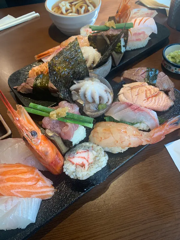 군침이 절로 도는 비주얼