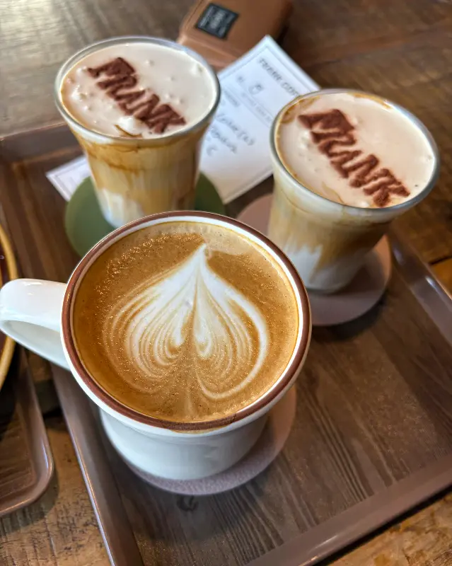 프랭크 커핀바의 아름다운 커피