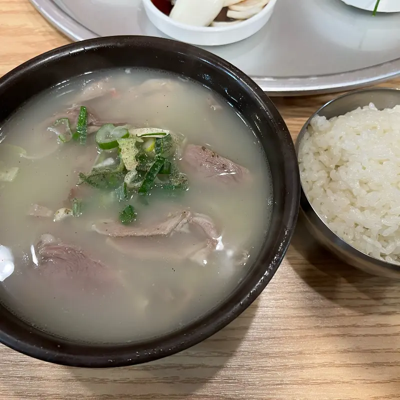 새길돼지국밥 돼지국밥