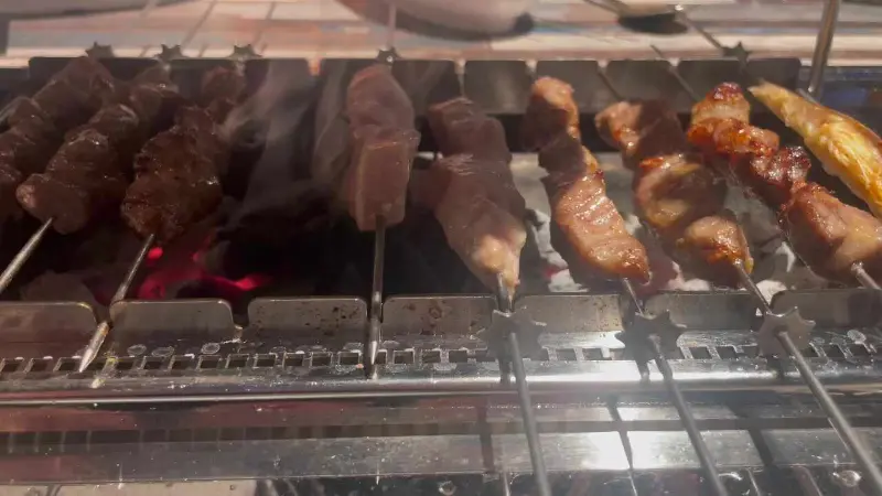 노릇노릇 익어가는 꼬치