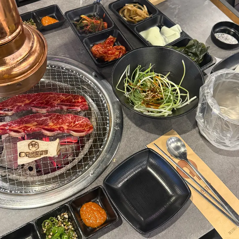 숯불에 구워먹는 꽃갈비살