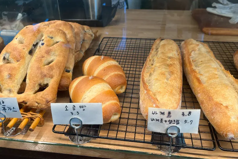 소금빵과 바게트