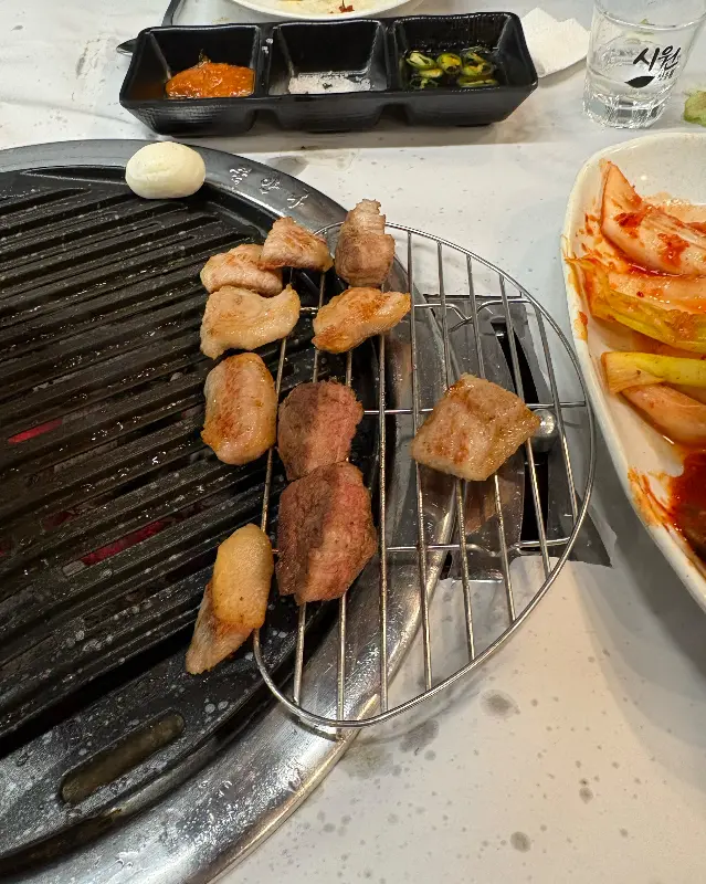 맛있게 구워진 고기