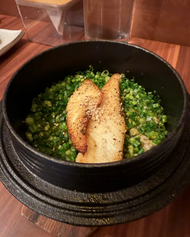 가자미 솥밥 근접샷