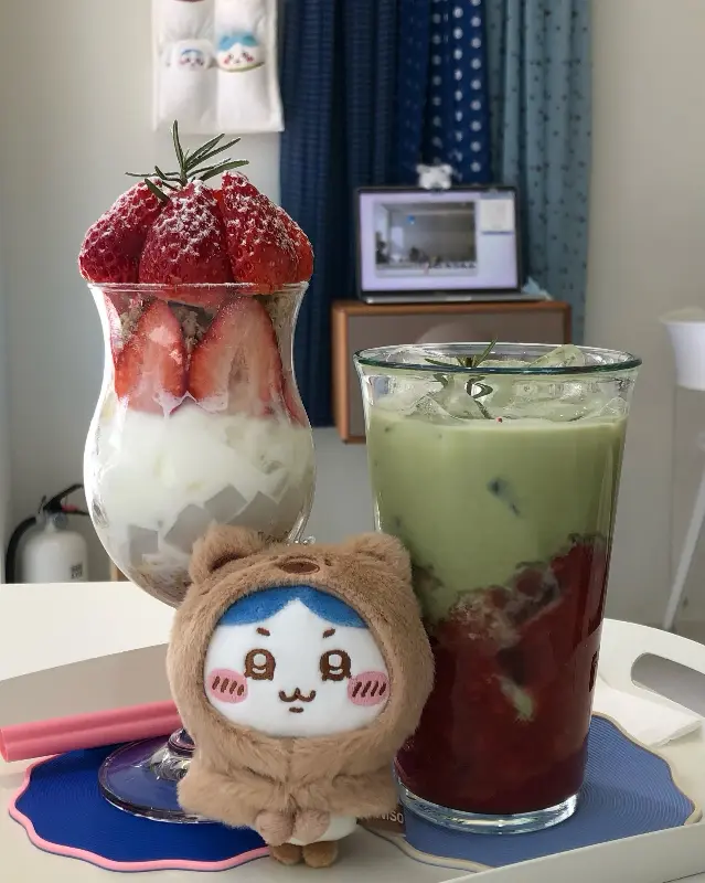 아기자기한 소품들이 가득한 럭키크림 내부