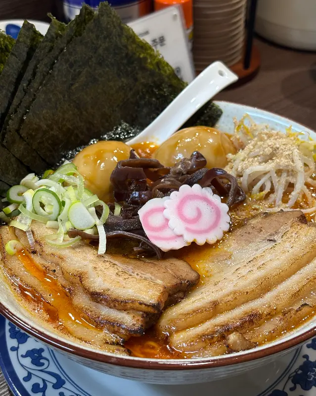 라멘 미야키 돈코츠 라멘 토핑 확대샷