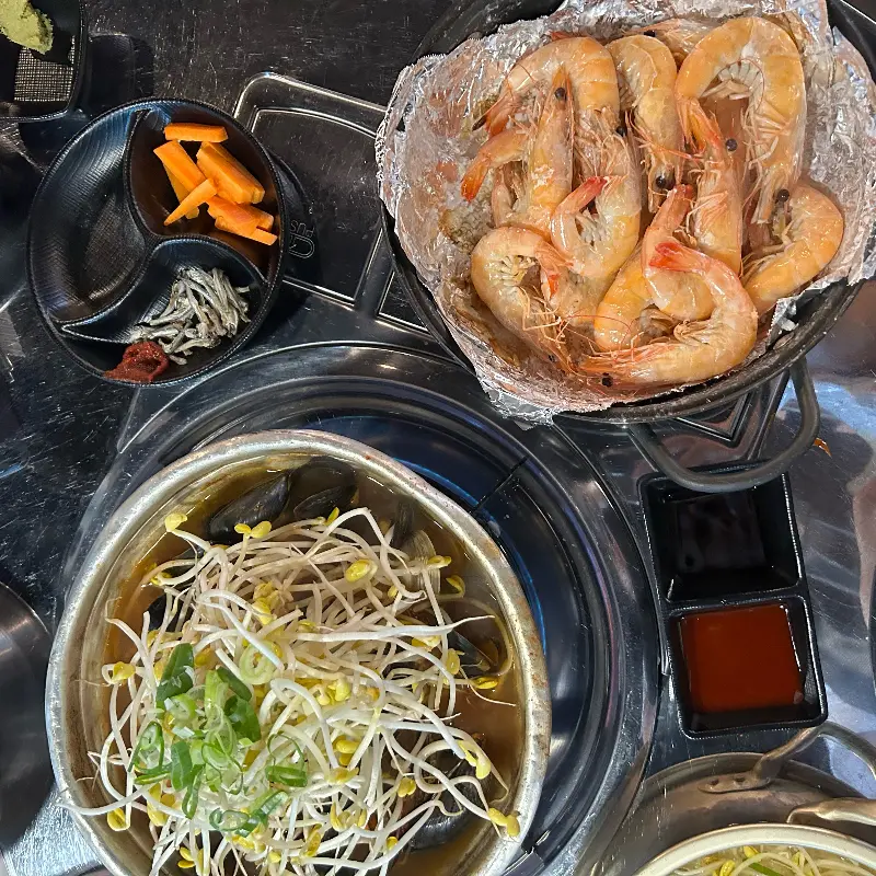 다채로운 해산물 모듬