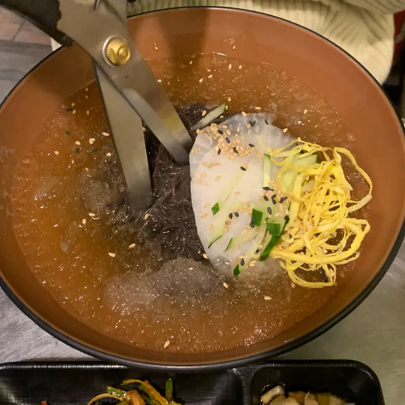 이씨네푸줏간 비빔냉면