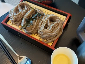 충주의 숨겨진 보석, 삼동소바에서 맛보는 정통의 풍미와 새로운 경험의 맛집 여정