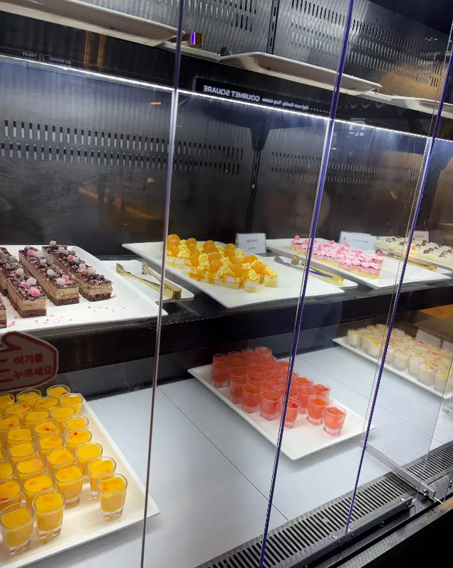 싱싱한 생연어회