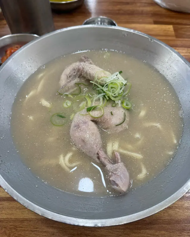 언양닭칼국수