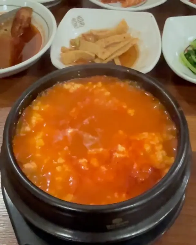 순두부찌개 클로즈업
