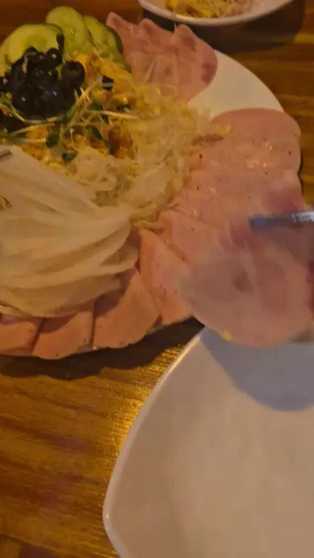콜드컷 소세지 맛보기