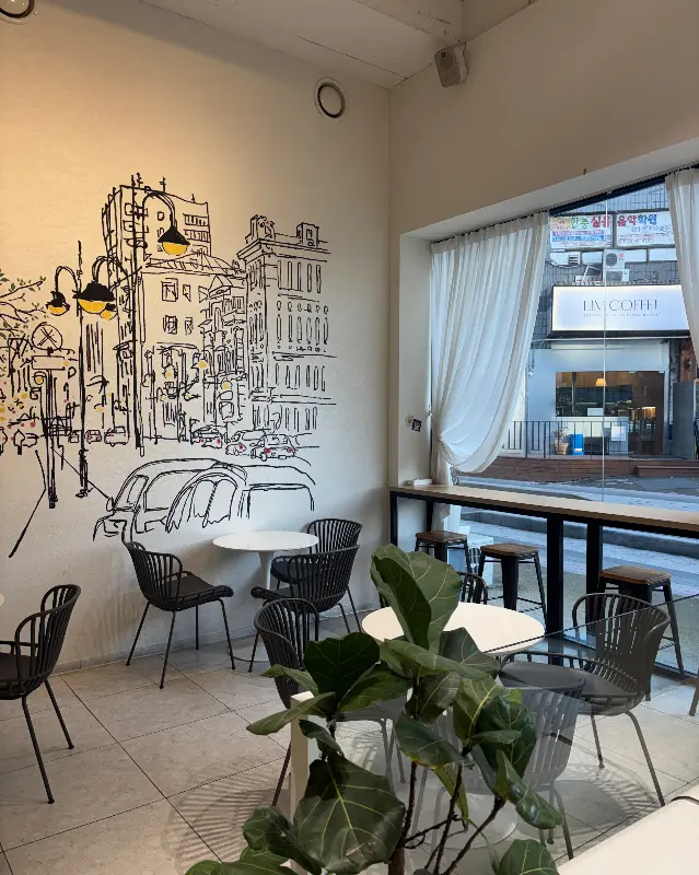 카페 내부 전경
