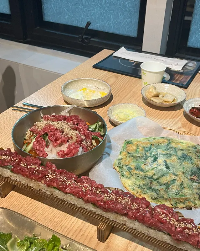 푸짐한 한 상 차림, 보기만 해도 배부르다