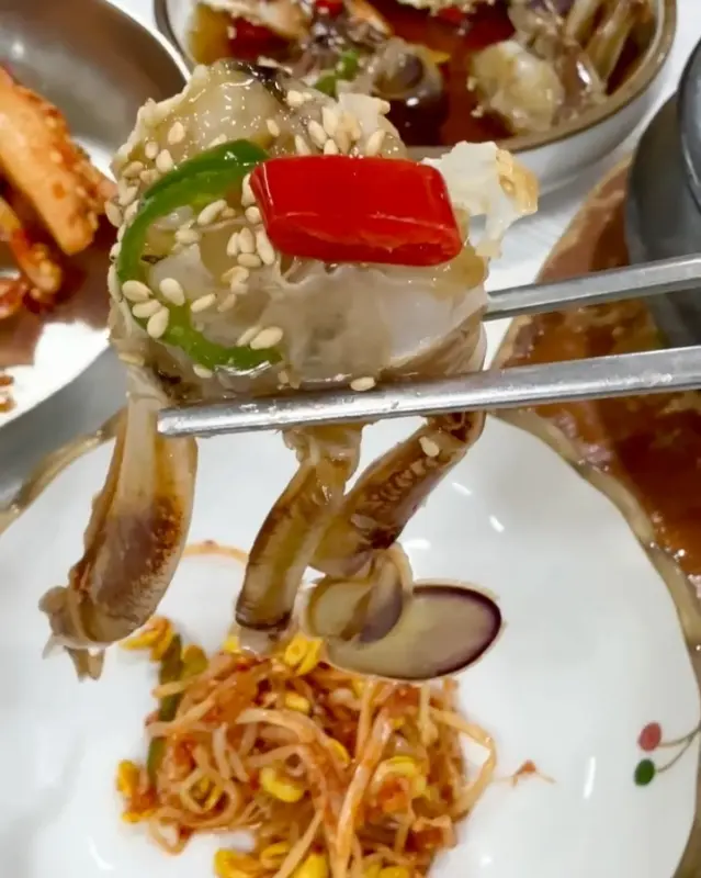 밥도둑이 따로 없는 제주 황게장