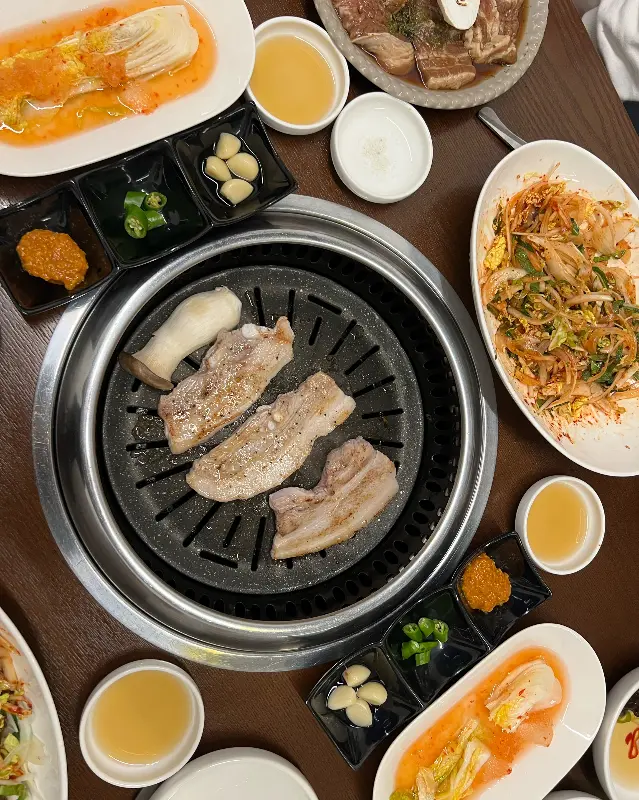 애플트리 내부 인테리어