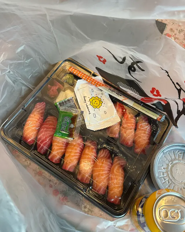 포장도 완벽한 초밥