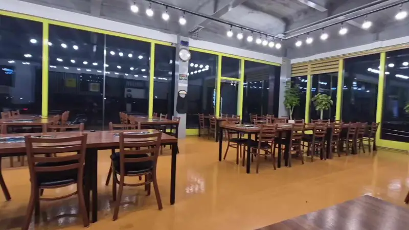 넓고 쾌적한 내부