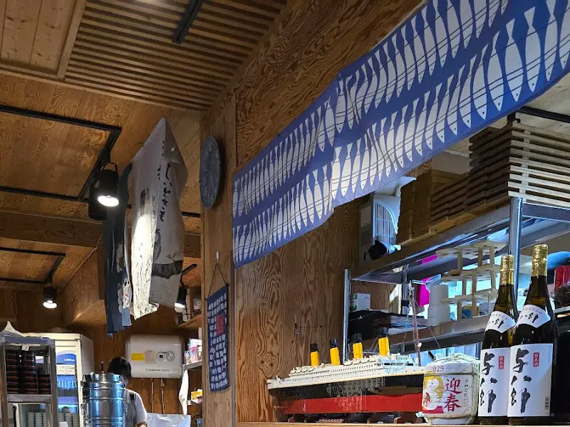 초밥집 내부 인테리어