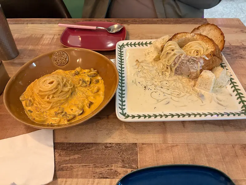 목살 오이스터 크림 파스타와 빠네