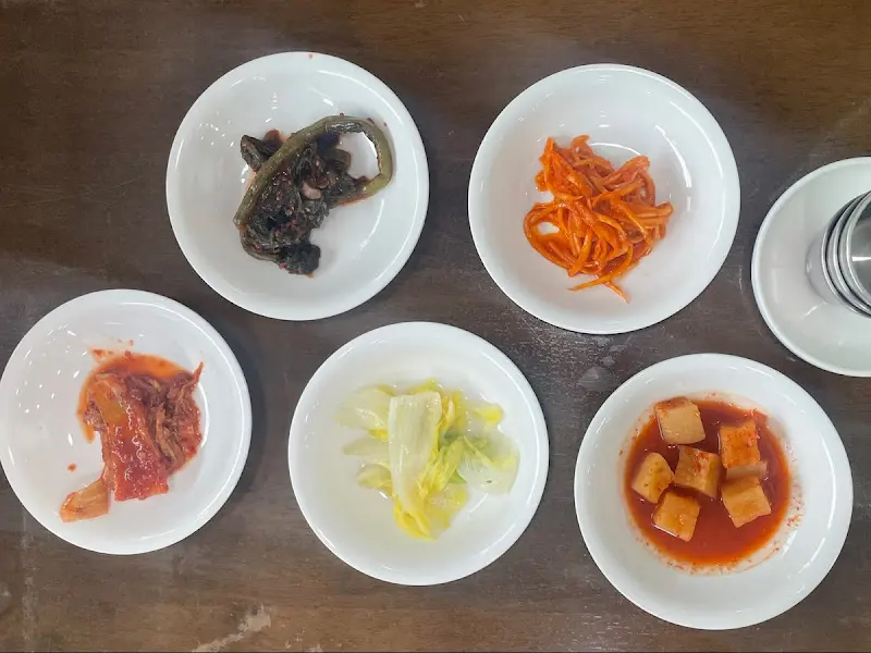 소문난갈비탕 밑반찬