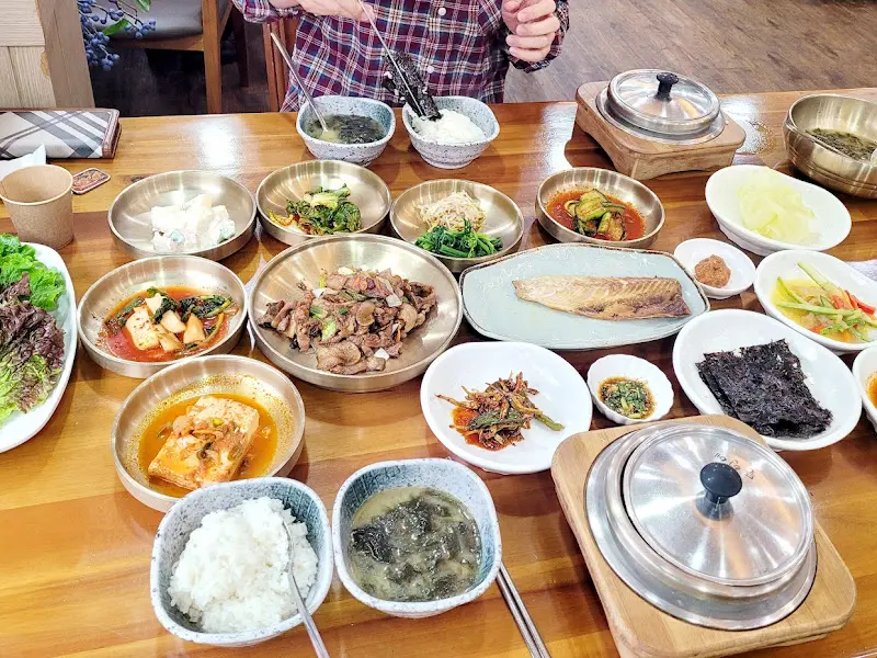 간장불고기 백반 한상차림