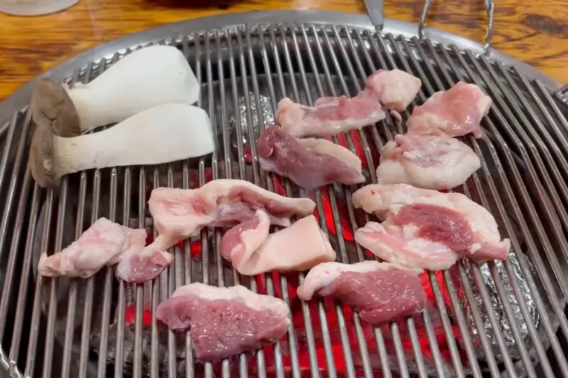 오리 로스 숯불 구이