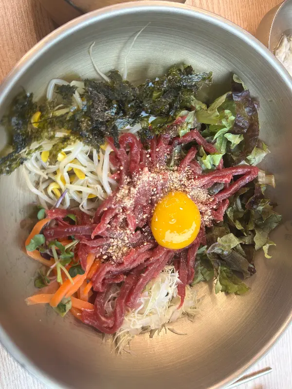 육회비빔밥