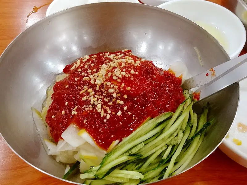 기아할매밀면 비빔밀면 확대