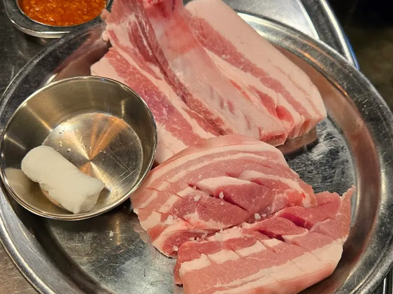 싱싱한 돗갈비의 자태