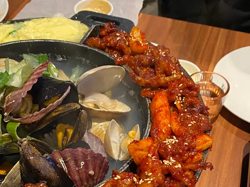 닭발, 조개, 계란찜, 치즈