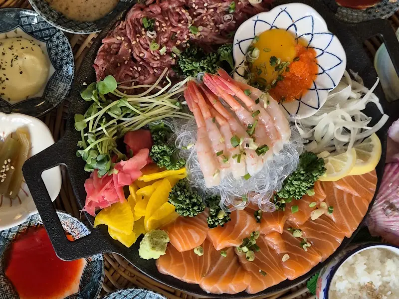 천잔한상 메인 플레이팅