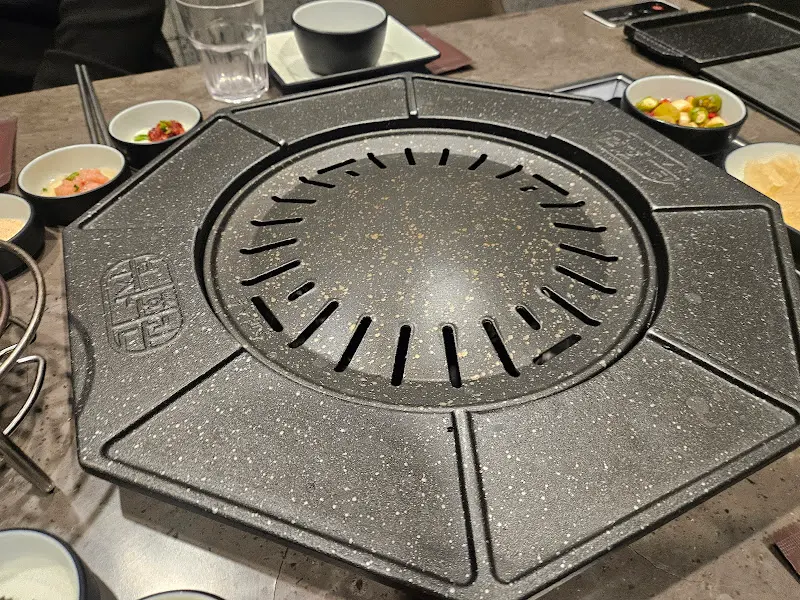 테이블 중앙 화로