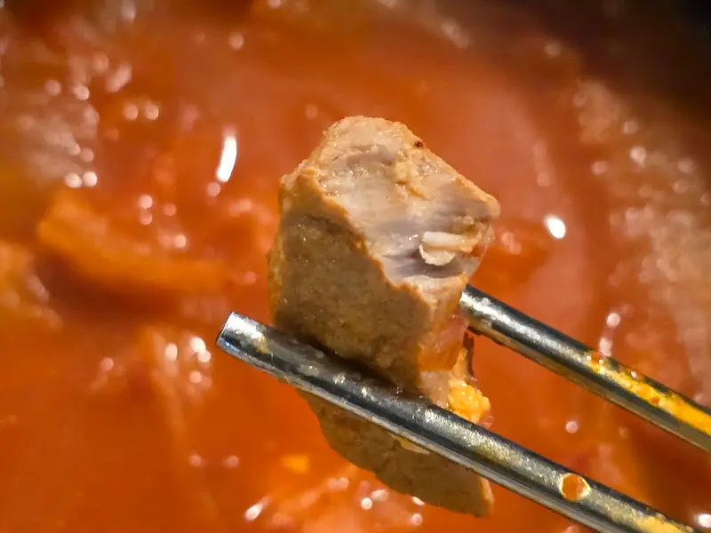 돼지 짜글이 근접 샷