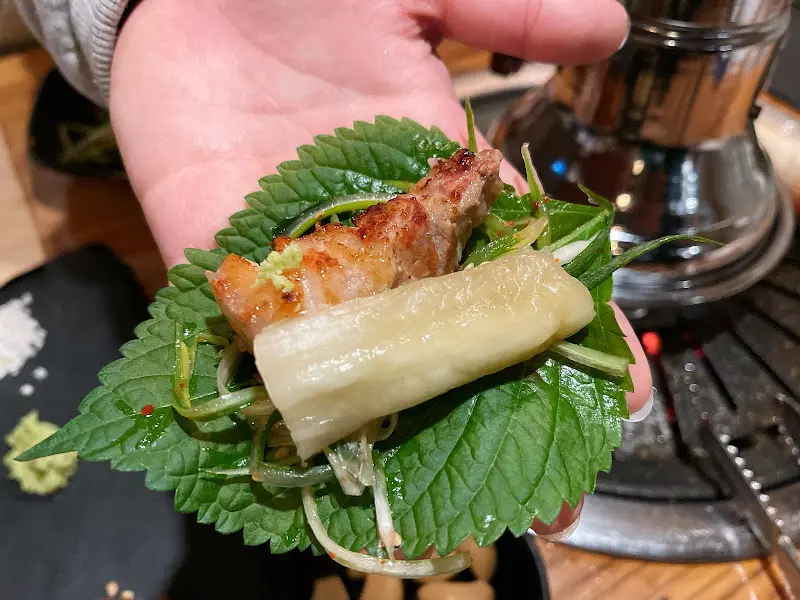 깻잎에 싸먹는 오겹살