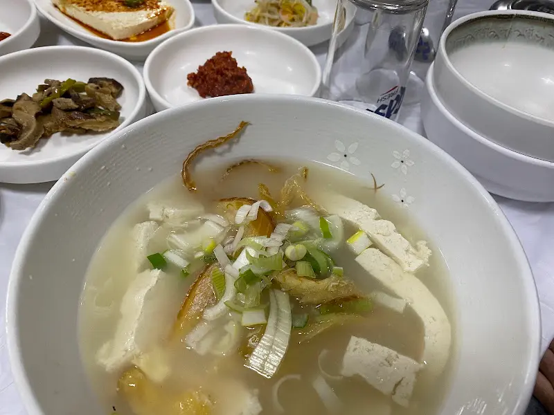 황태두부국과 밑반찬