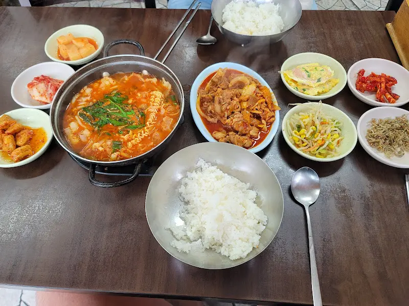 동대식당 메뉴