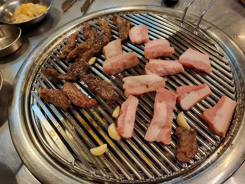 박가네 숯불 껍데기 메뉴판