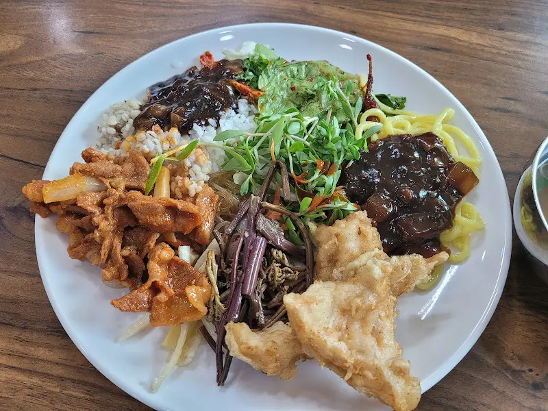 다양한 반찬 코너