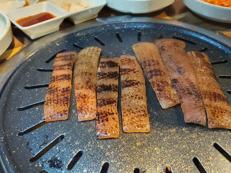 맛있게 구워진 껍데기