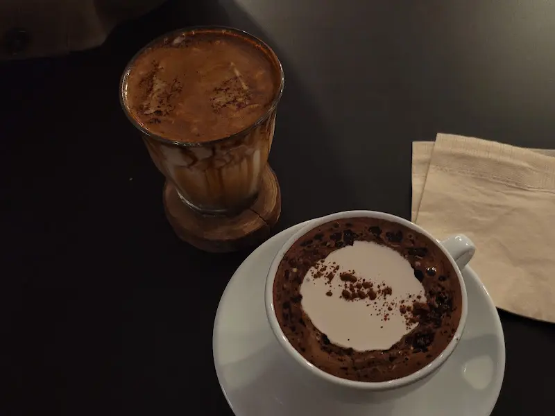 모리사코 크림 커피와 아오이 나츠