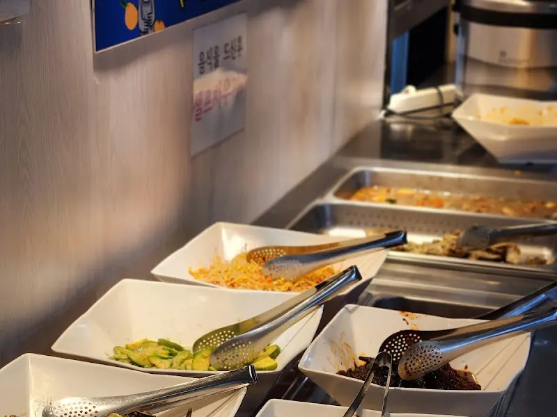 뷔페 음식 코너