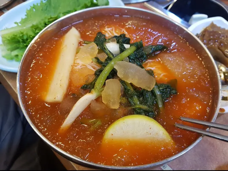 살얼음 동동 열무국수